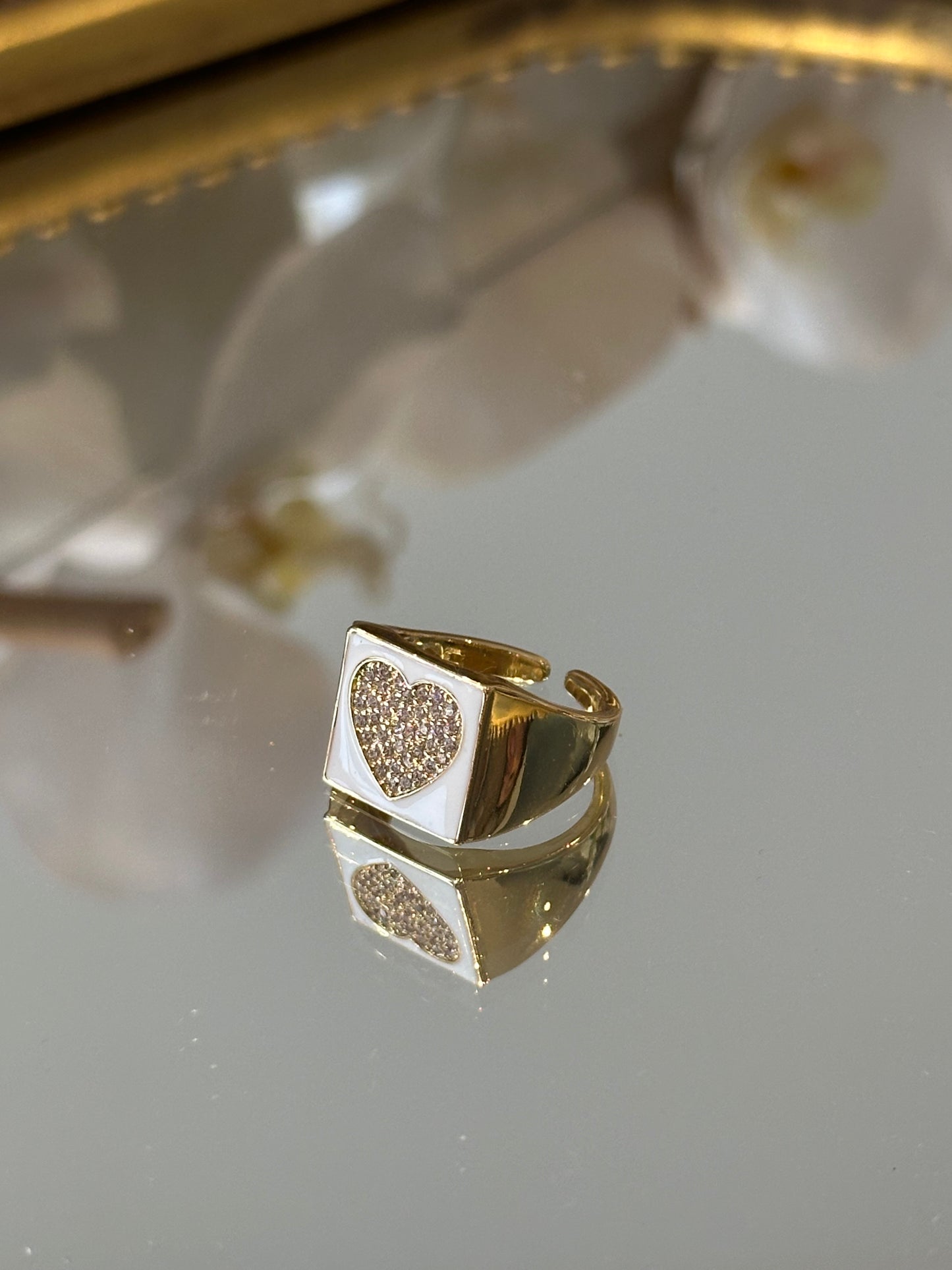 Heart colors ring