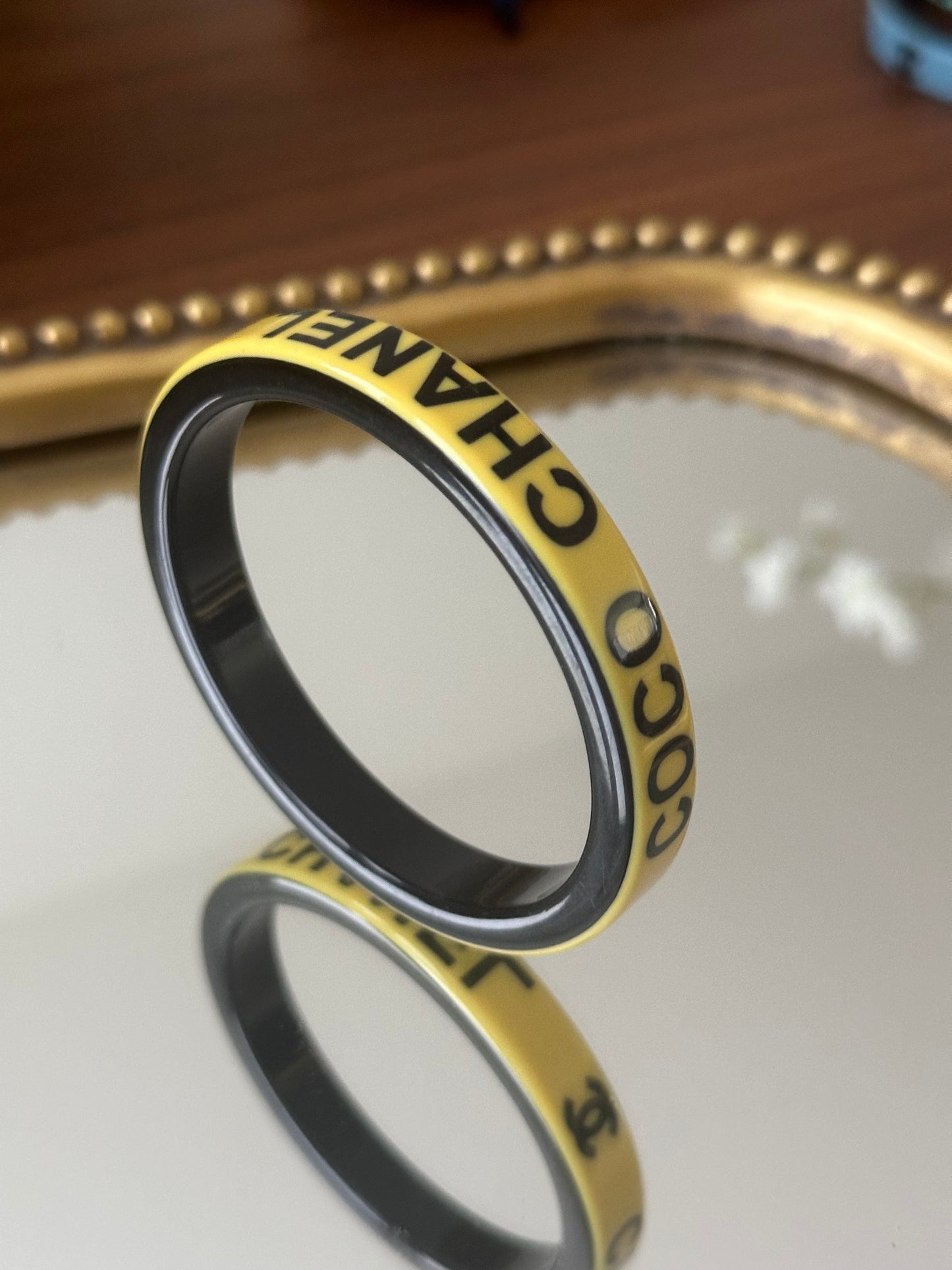 Acrylic Round Bracelet