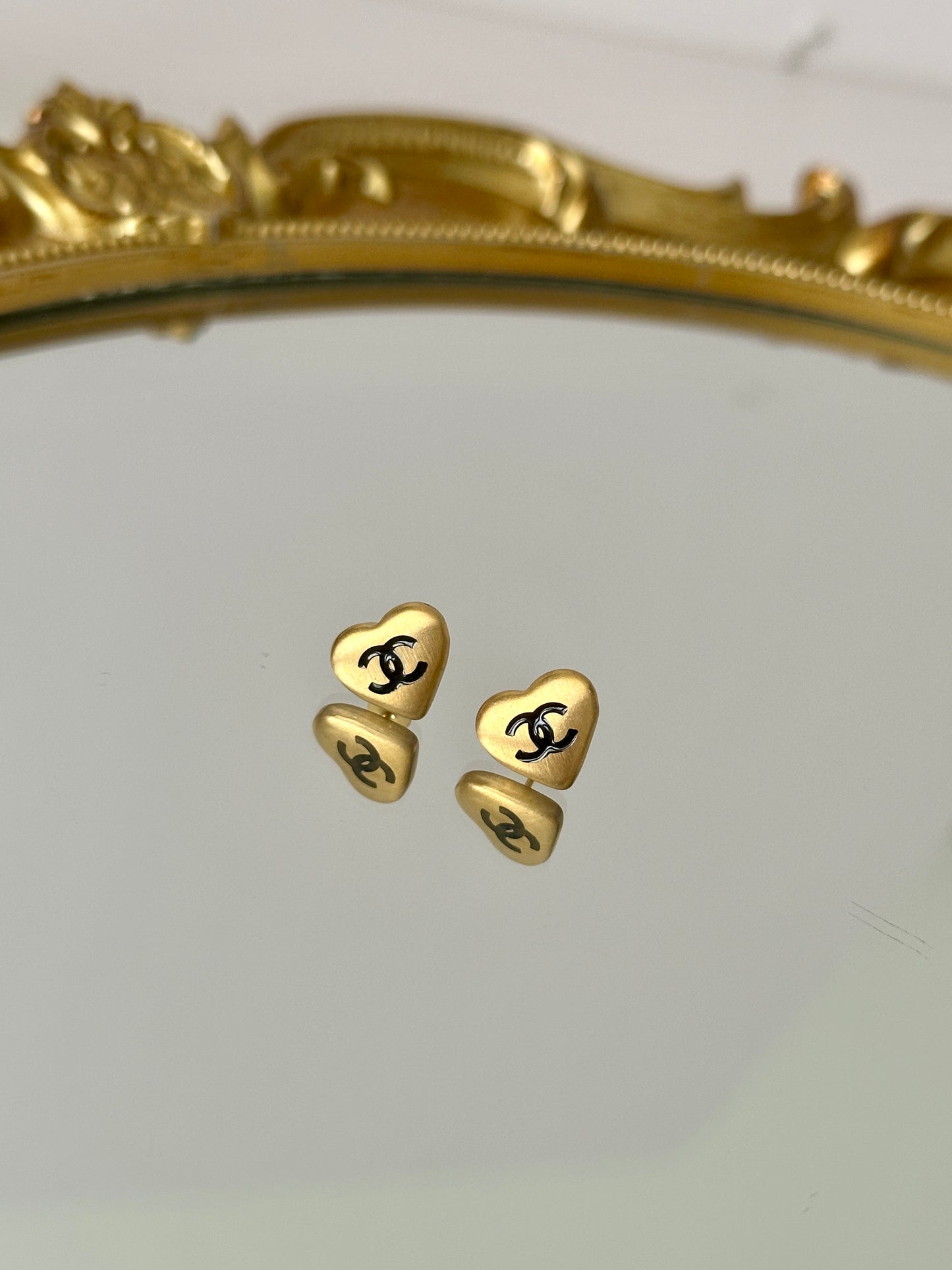 Minnie hearts earrings