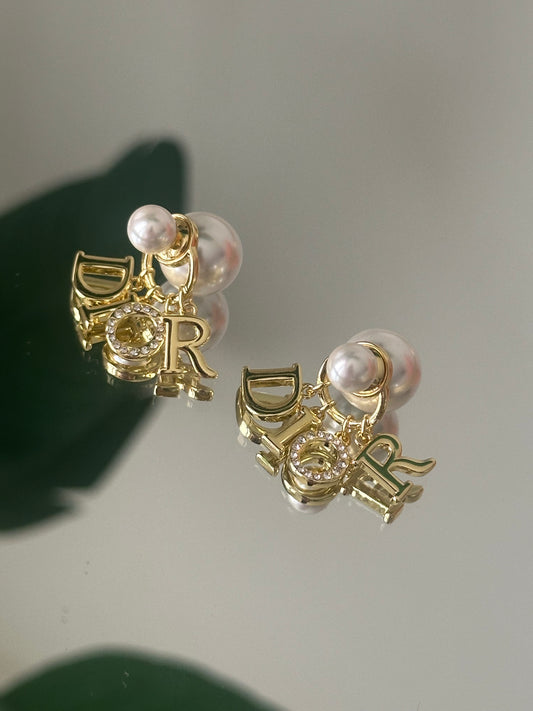 Gold Pearl Earrings