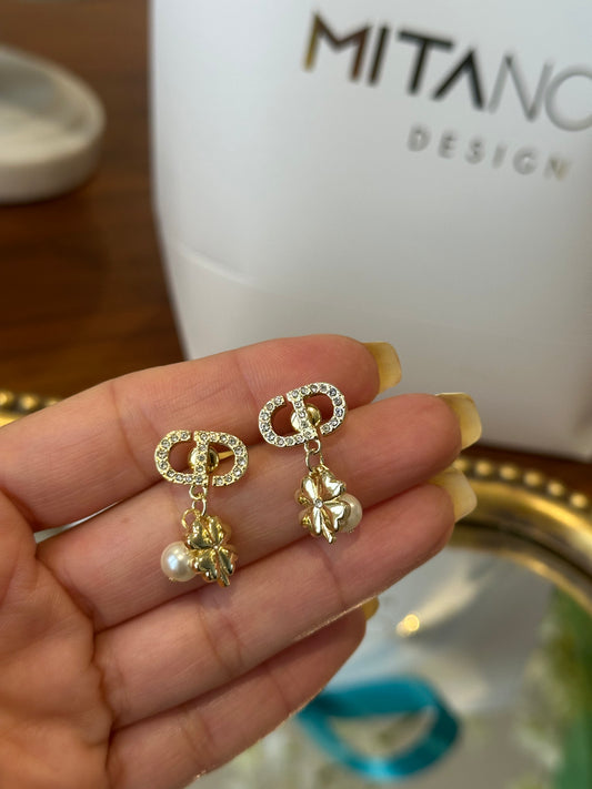 Gold Dangling Earrings