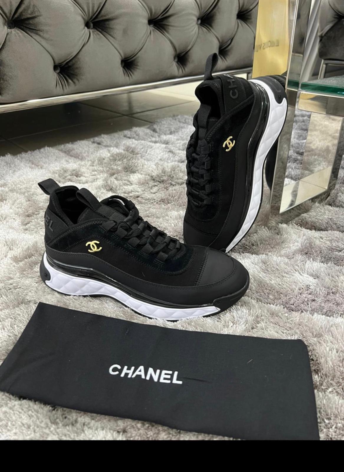 Black Shoes
