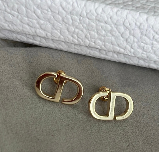 Gold studs