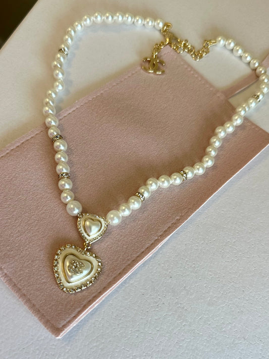 Gold Pendant Pearl Necklace