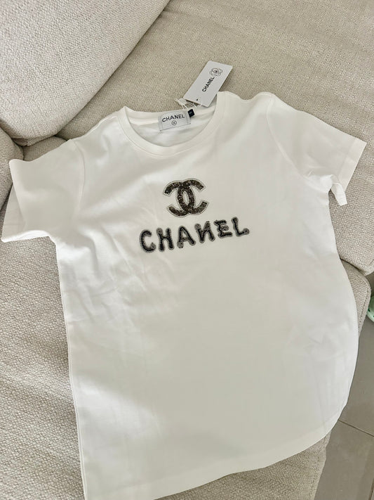 White T-shirt