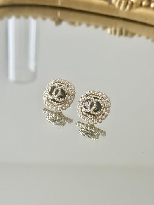 Pearl earrings