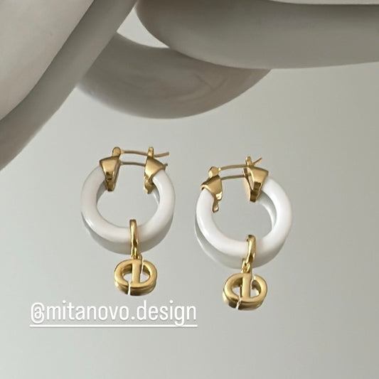 Acrylic hoops