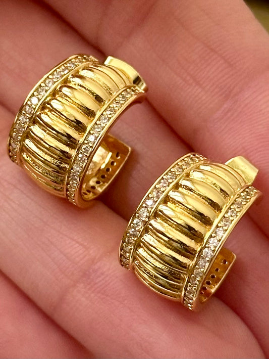 Gold Hoops earrings with stone